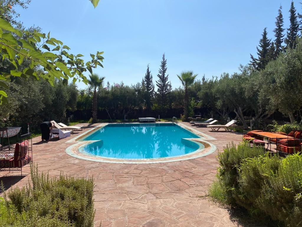 Riad Sidi Hicham Ouled Bouzid المظهر الخارجي الصورة