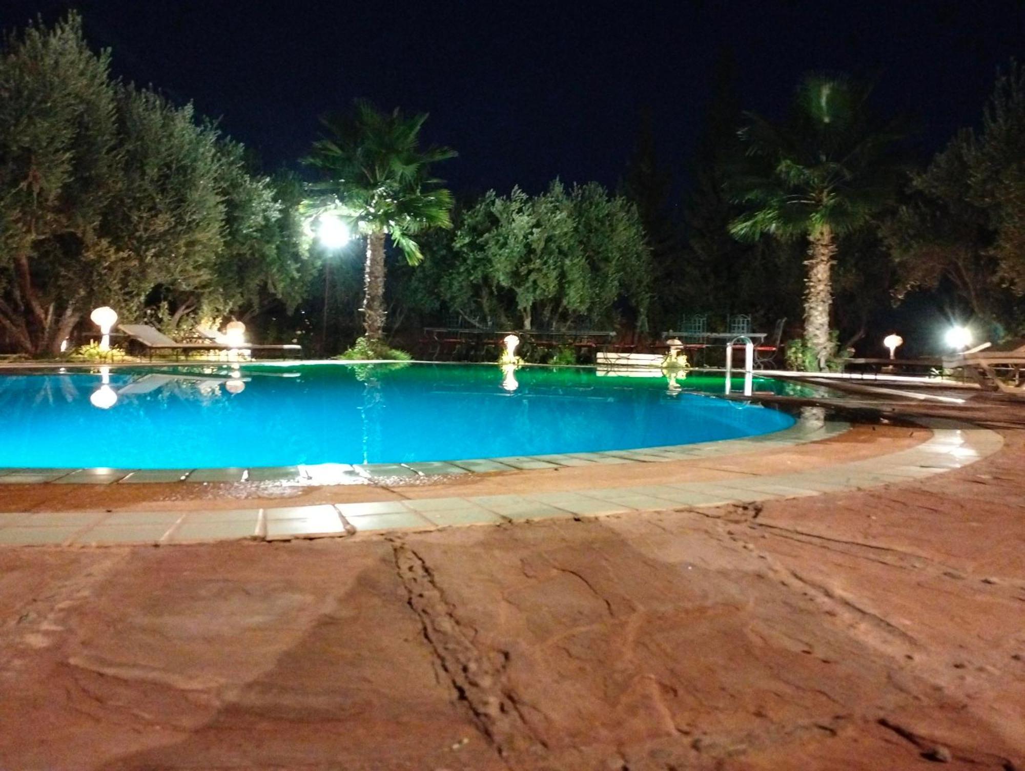 Riad Sidi Hicham Ouled Bouzid المظهر الخارجي الصورة