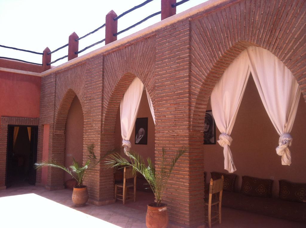 Riad Sidi Hicham Ouled Bouzid المظهر الخارجي الصورة